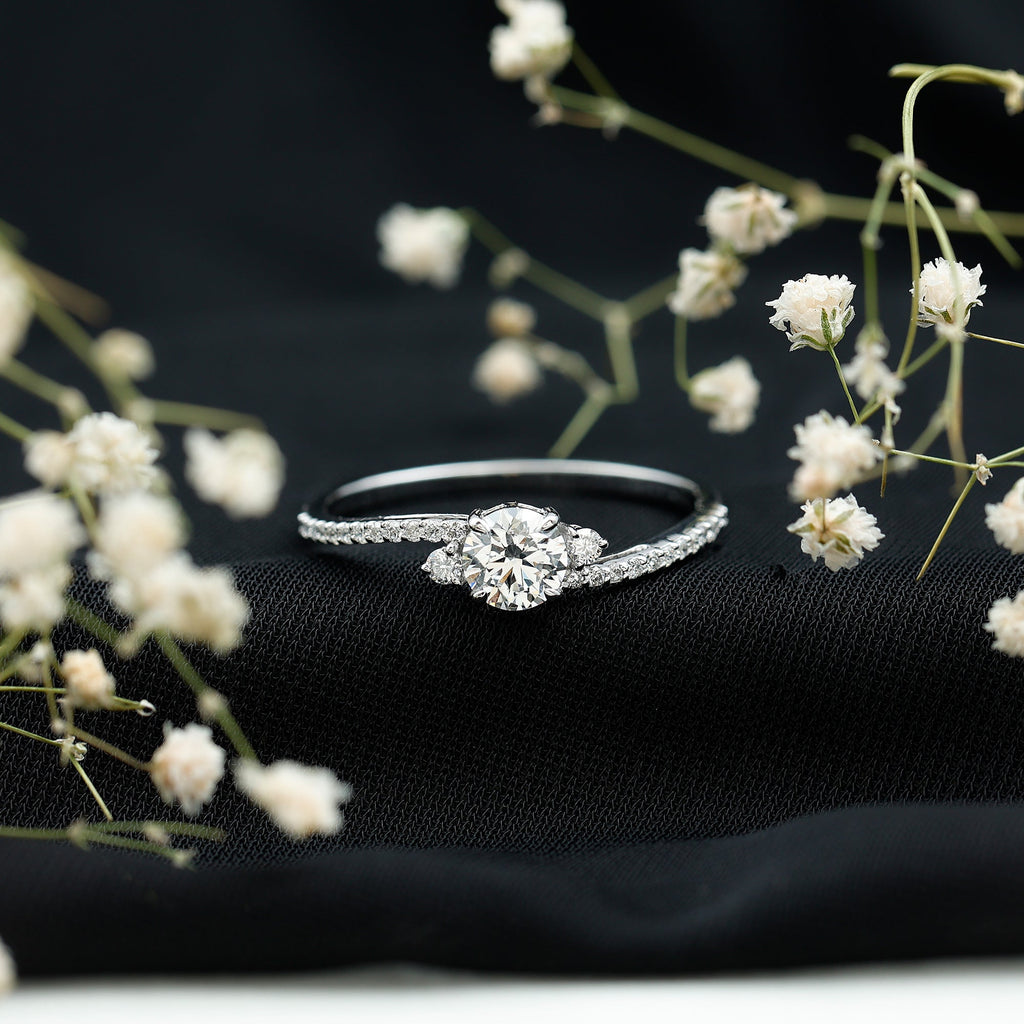 0.9 Carat Lab Grown Diamond Solitaire Engagement Ring With Side Stones