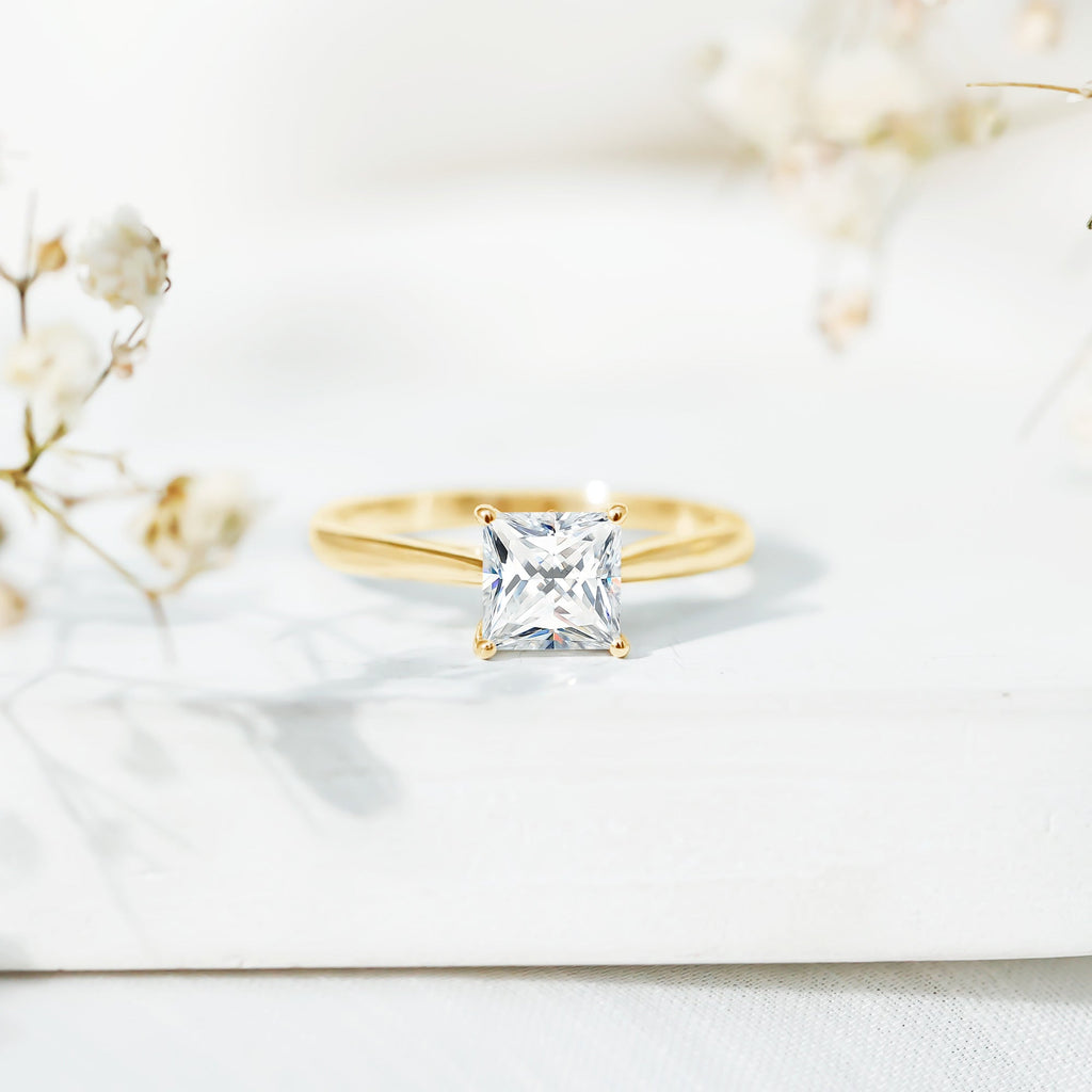 Solitaire 1 Carat Princess Cut Lab Grown Diamond Engagement Ring with IGI Certificate