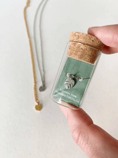 Monstera Deliciosa Charm Bracelet
