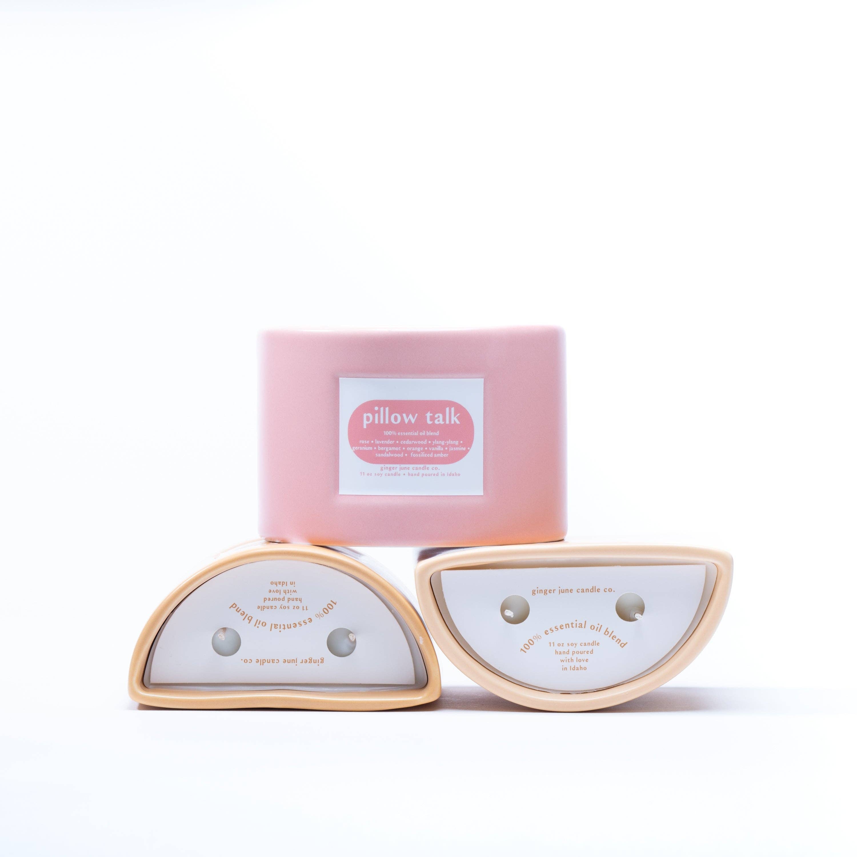 Half moon candle | 11 oz | 100% essential oil